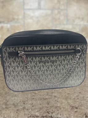 Michael Kors Black and Gray Ombré Chain Crossbody Bag